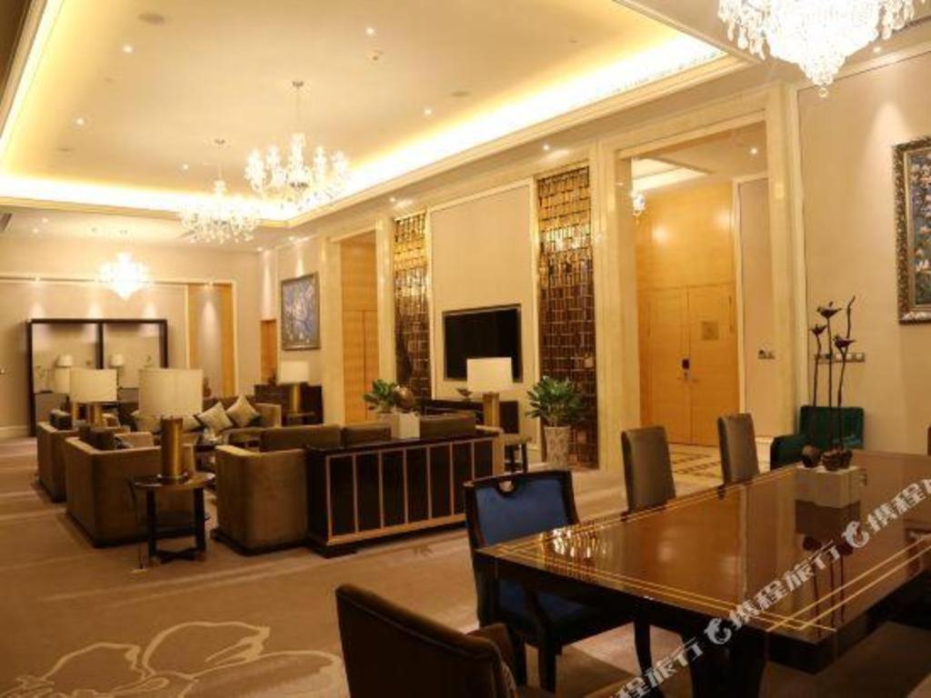 Ming Du Lakeside Hotel Nanning Exterior foto
