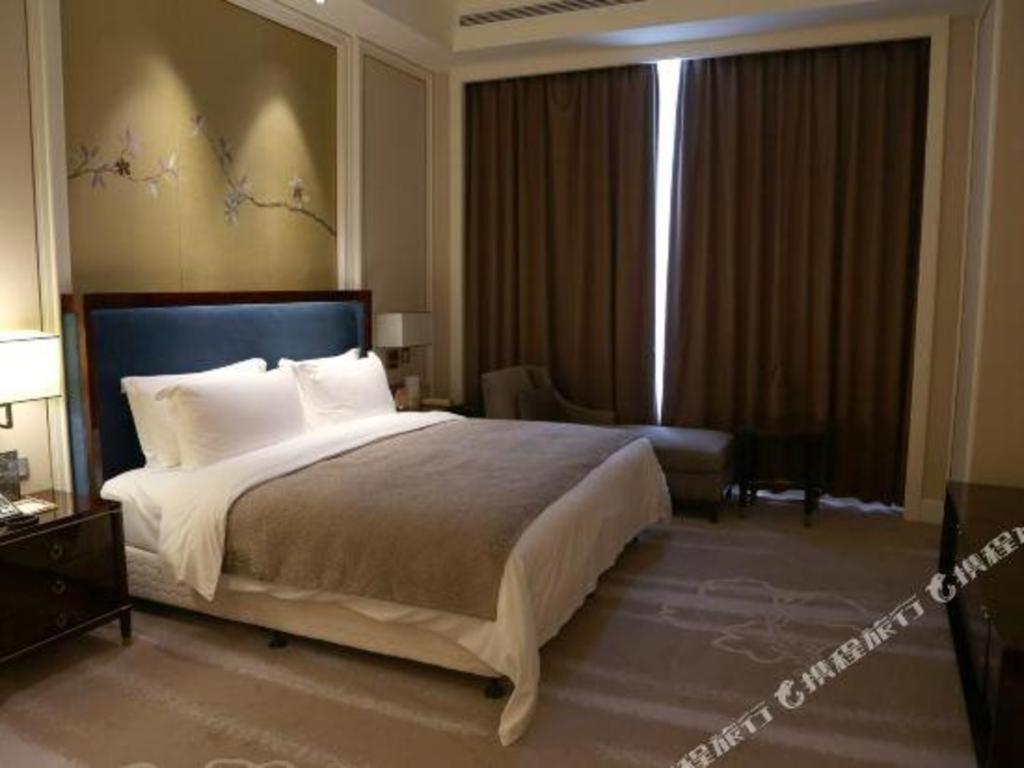 Ming Du Lakeside Hotel Nanning Exterior foto