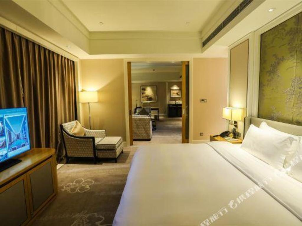 Ming Du Lakeside Hotel Nanning Exterior foto