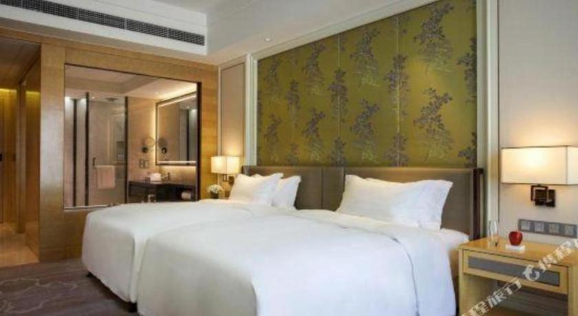 Ming Du Lakeside Hotel Nanning Exterior foto